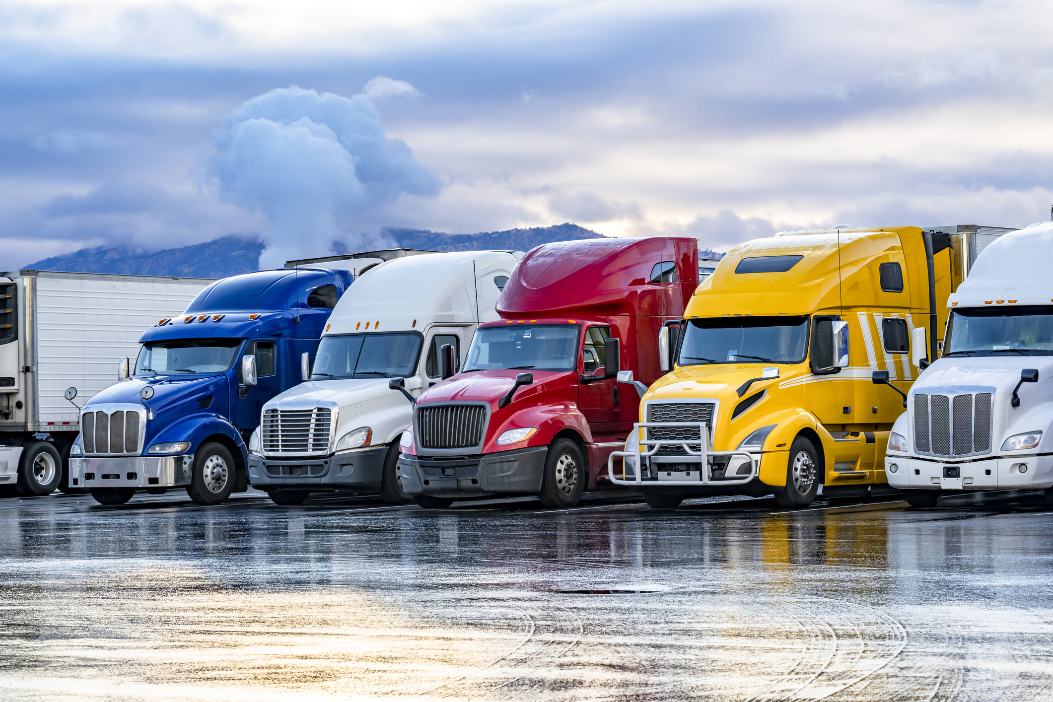 What Are the First Legal Steps to Take After a Commercial Vehicle Accident?